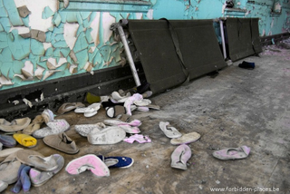 Illustration for article titled The Decaying Remains of Abandoned Hospitals